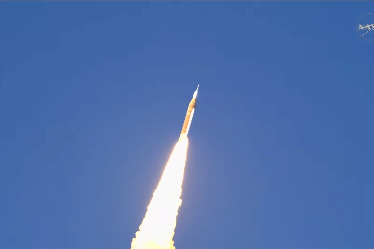 Historical: Artemis II took off and marks the return of man to the Moon