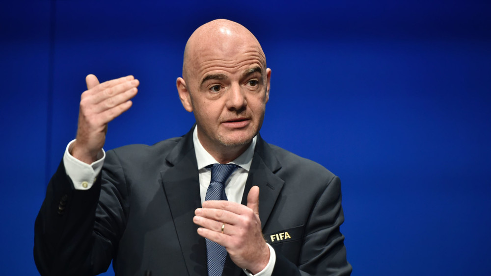 Infantino quiere que se respeten las sedes establecidas