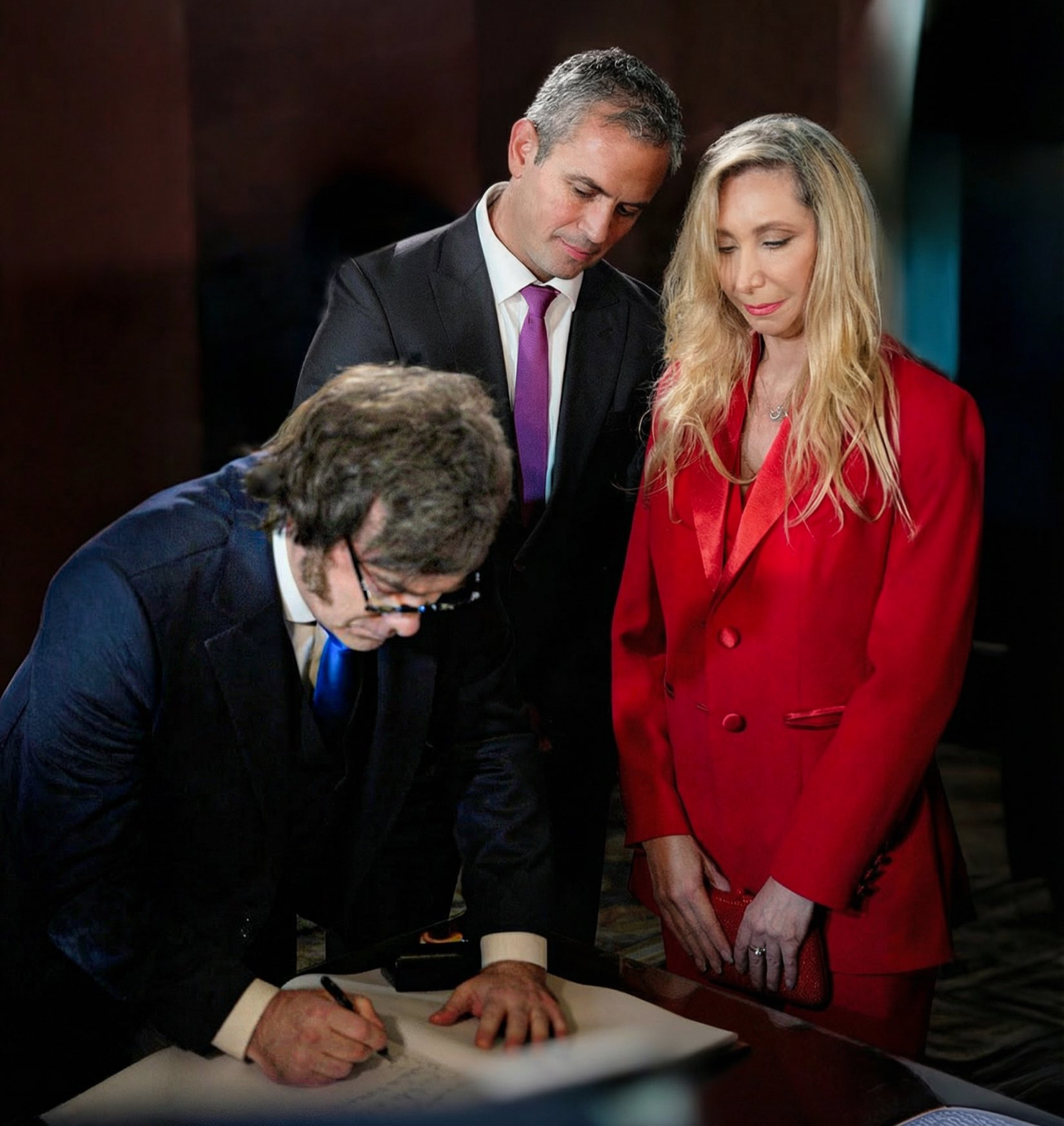 With it, he inaugurated the regular sessions in Congress.