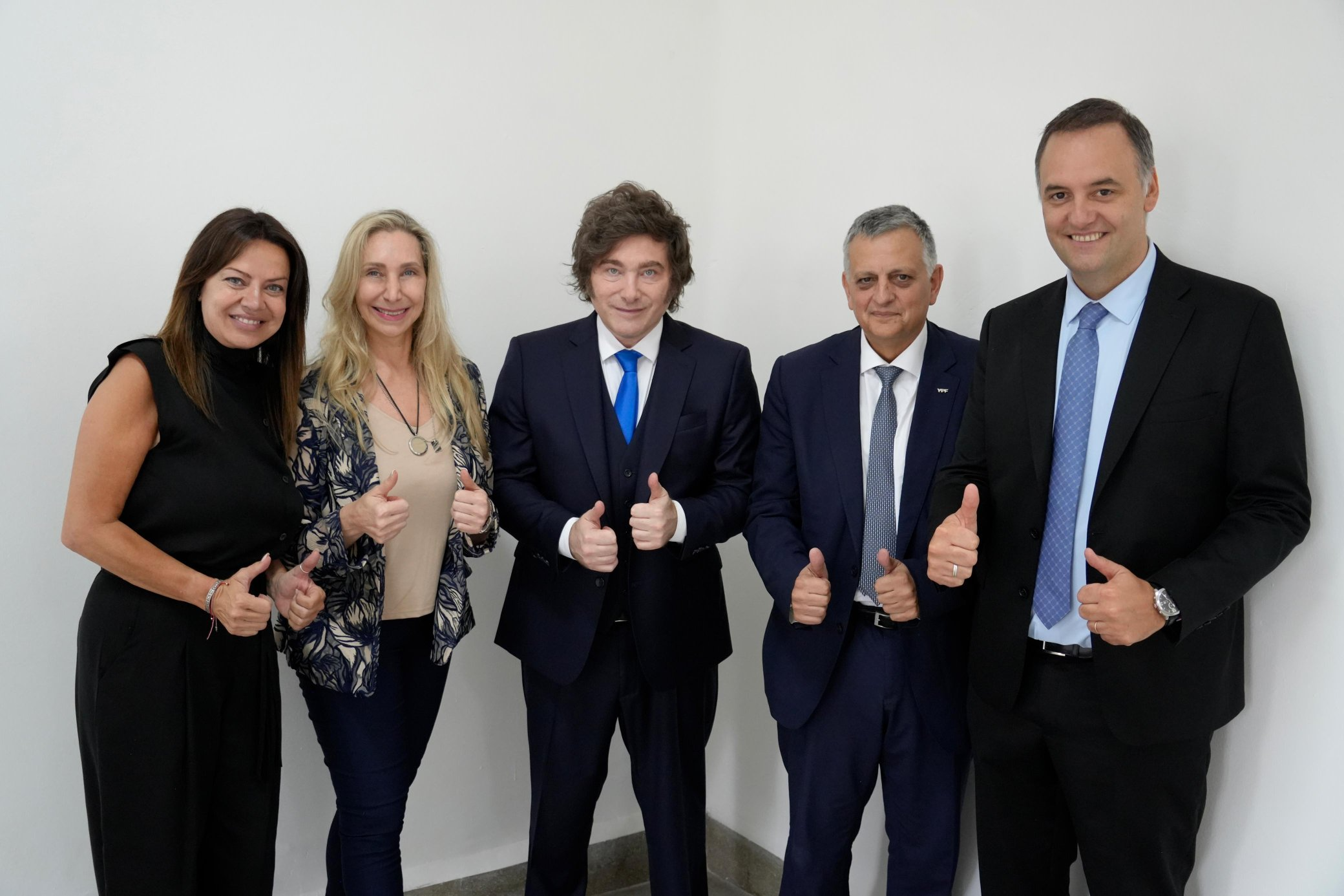 Javier Milei, Karina Milei, Sandra Pettovello, Horacio Marín y Manuel Adorni.