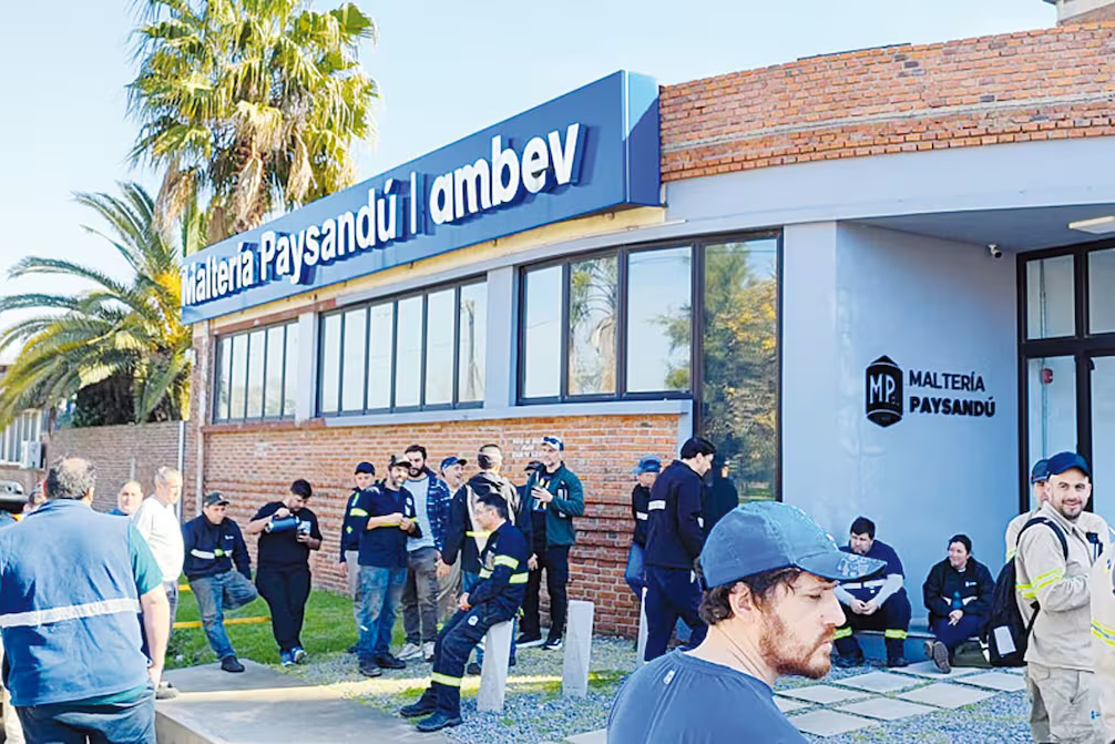 The recession of simple things: The case of Ambev in Uruguay