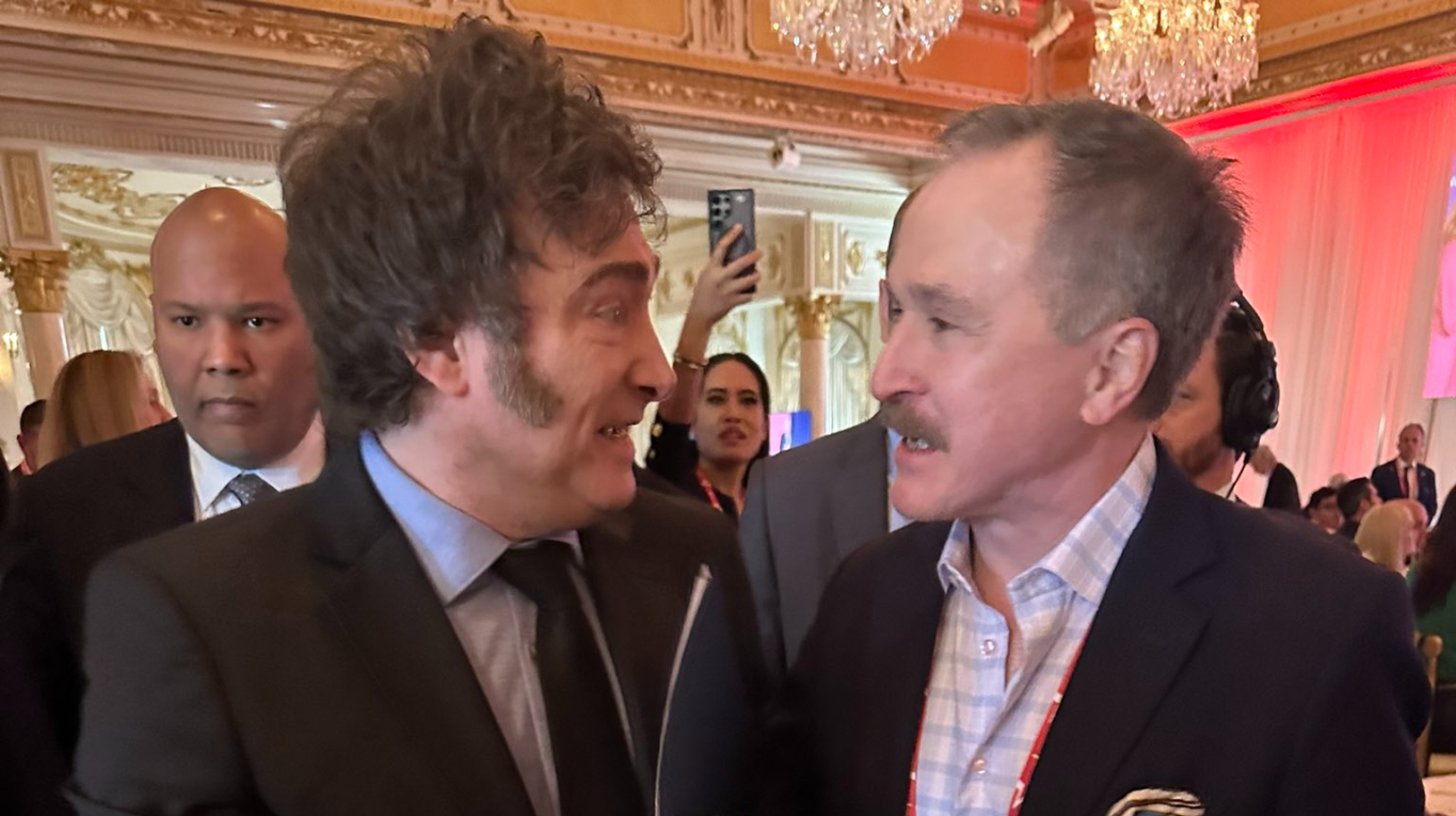 The president, Javier Milei and the ambassador, Peter Lamelas.