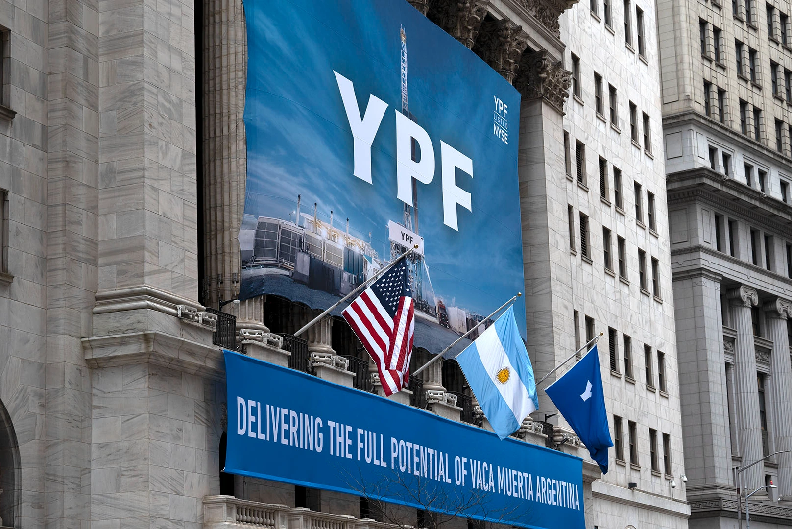 Las acciones energéticas argentinas suben en medio del conflicto en Medio Oriente