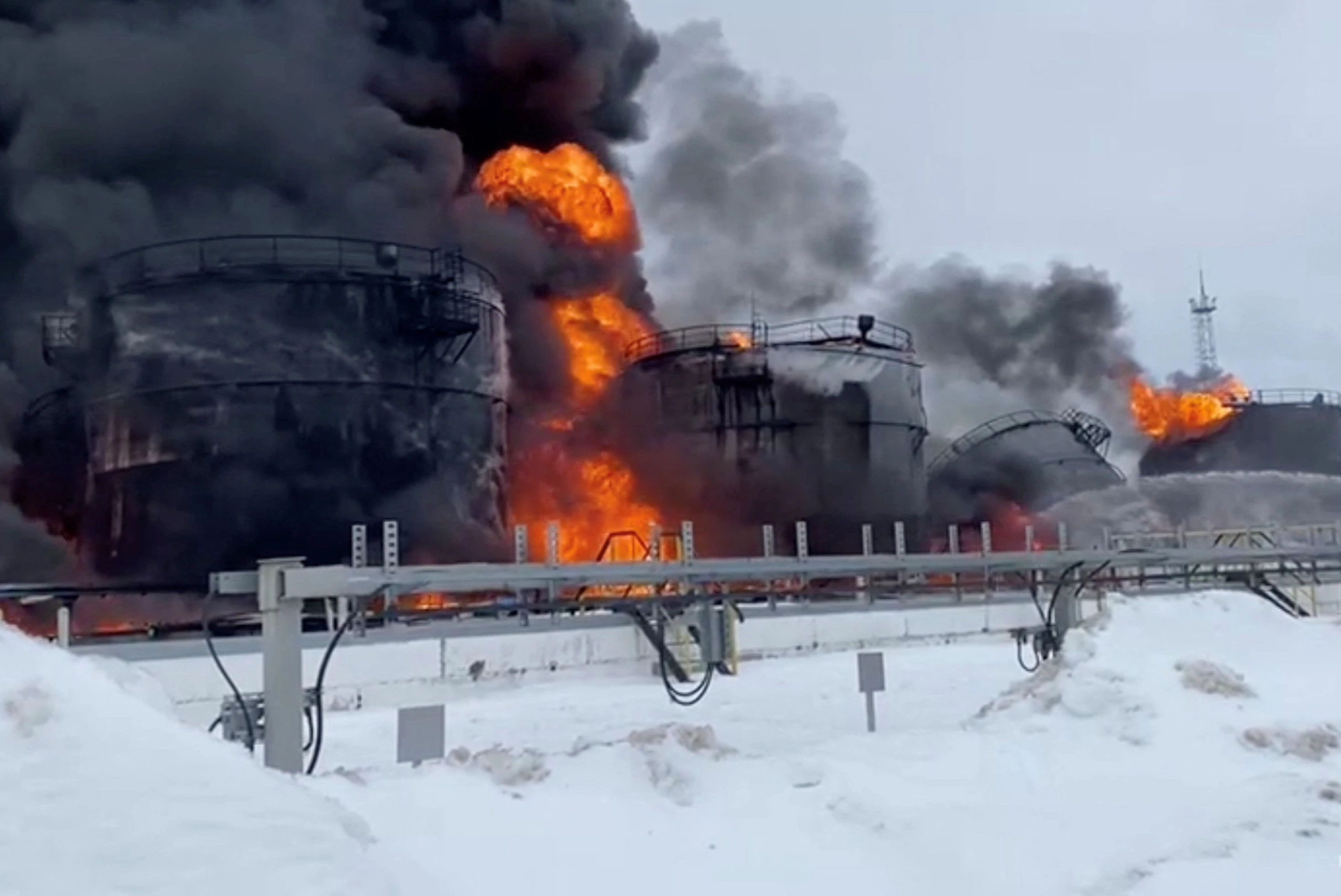 Ucrania lanzó un devastador ataque a uno de los principales puertos petroleros de Rusia