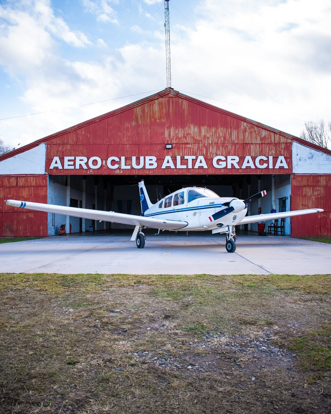The event will be held at the facilities of the local Aeroclub