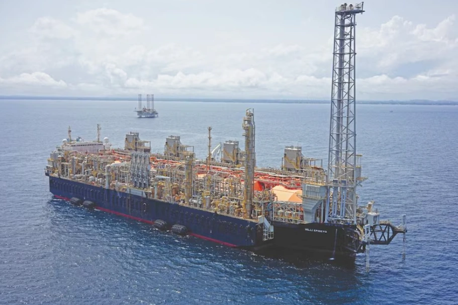 Argentina signs the largest LNG export contract in its history