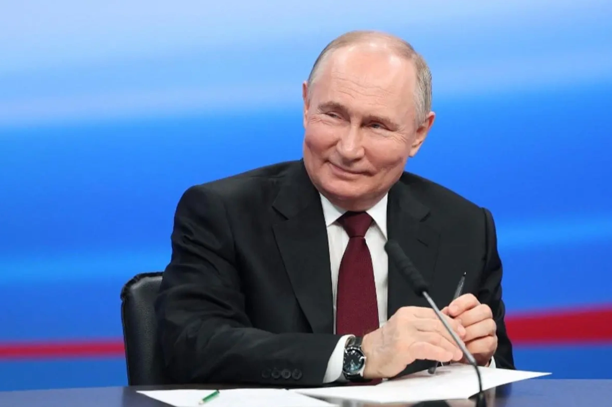 Basado: Putin manda al psicólogo a las mujeres que no quieren tener hijos