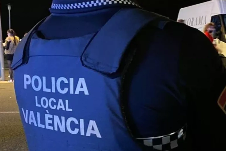 Spain: A Maghrebi immigrant rapes a young woman in a portable bathroom in Valencia