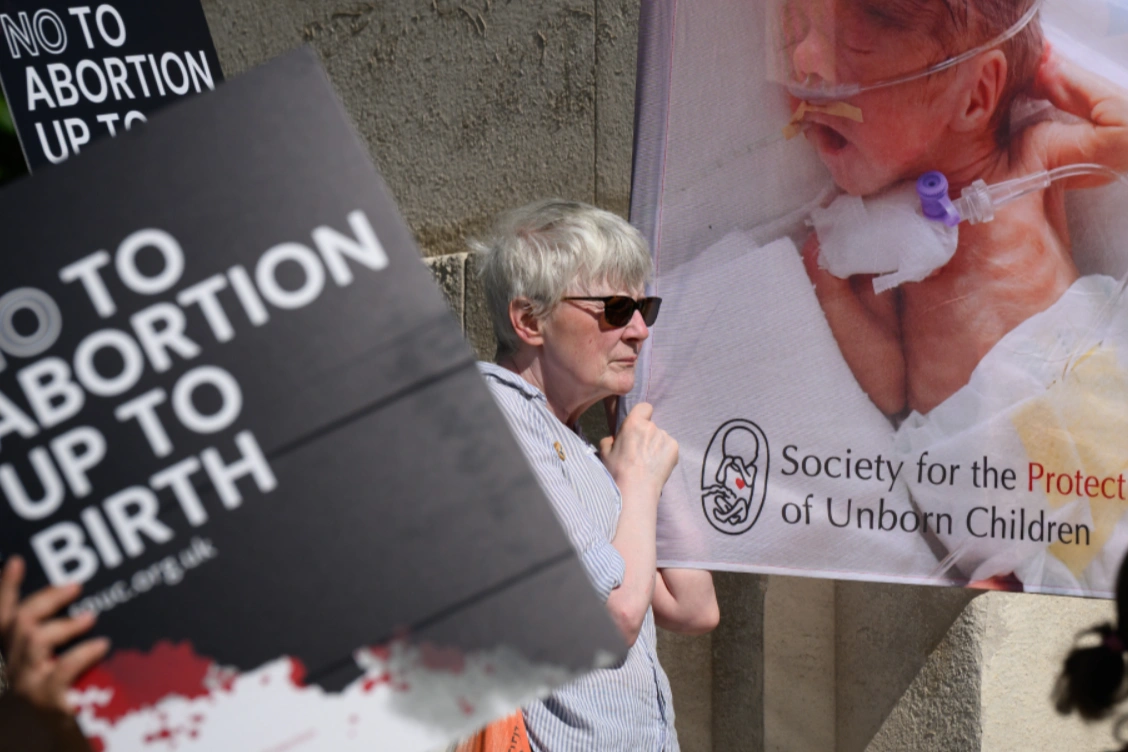 Great Britain decriminalizes abortion and deepens its progressive turn against life