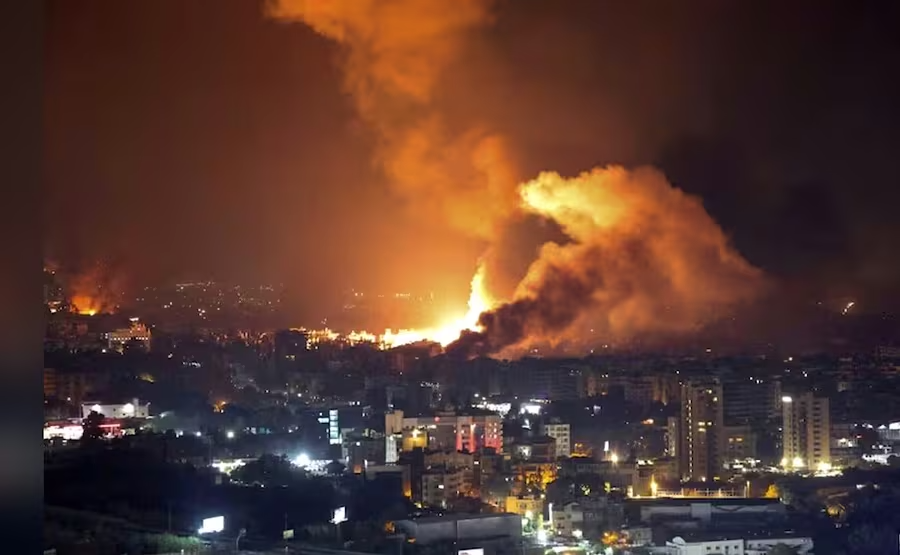 Images of the conflict.