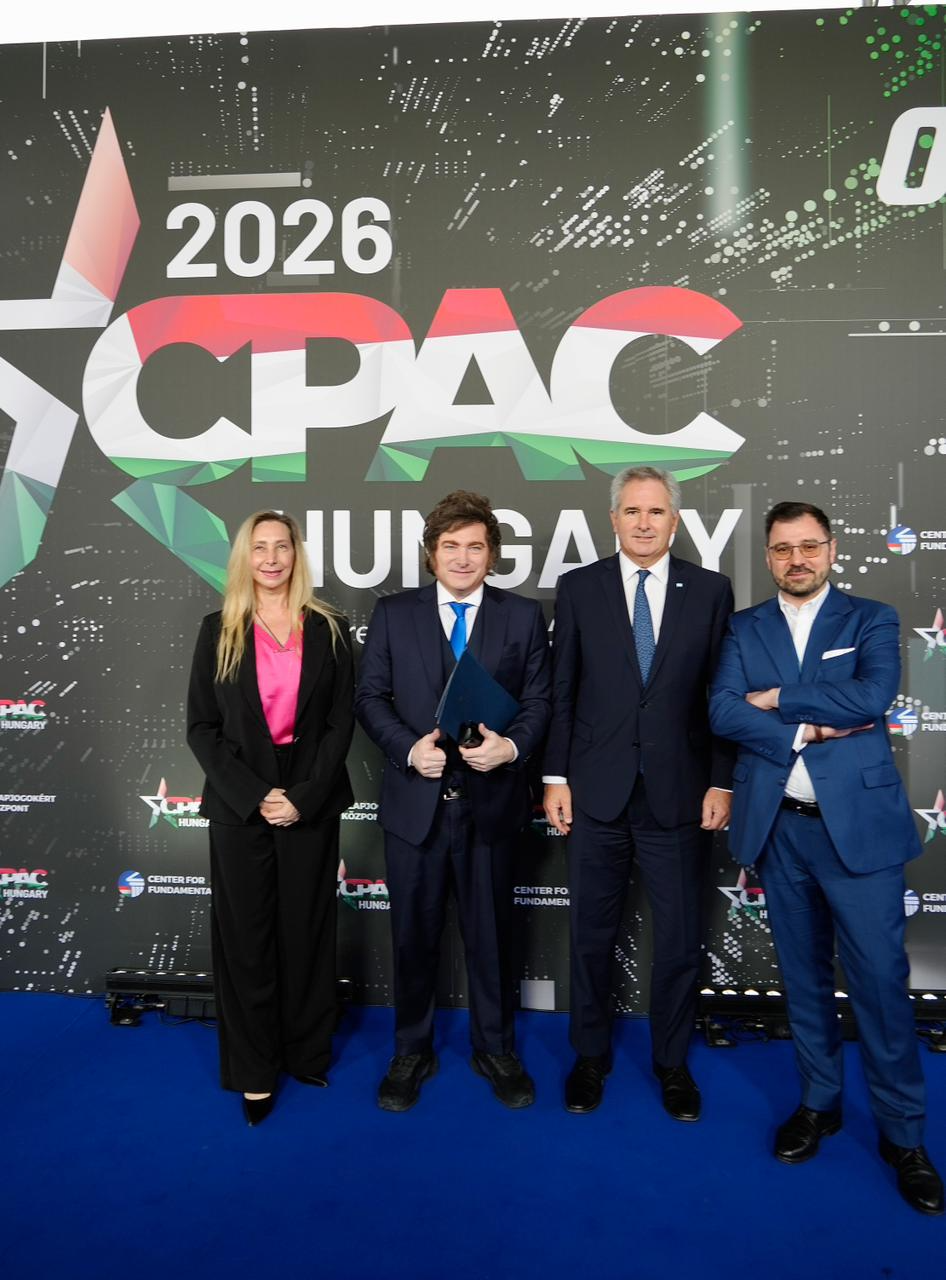 Javier Milei, Karina Milei y Pablo Quirno.