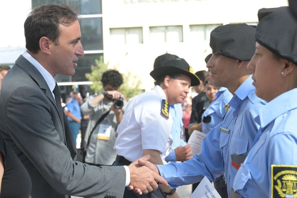 El Servicio Penitenciario de Córdoba superó por primera vez los 5.000 agentes