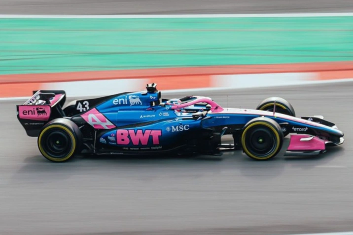 Good news for Colapinto: the fuel used by the Mercedes engine in its A526 was finally approved