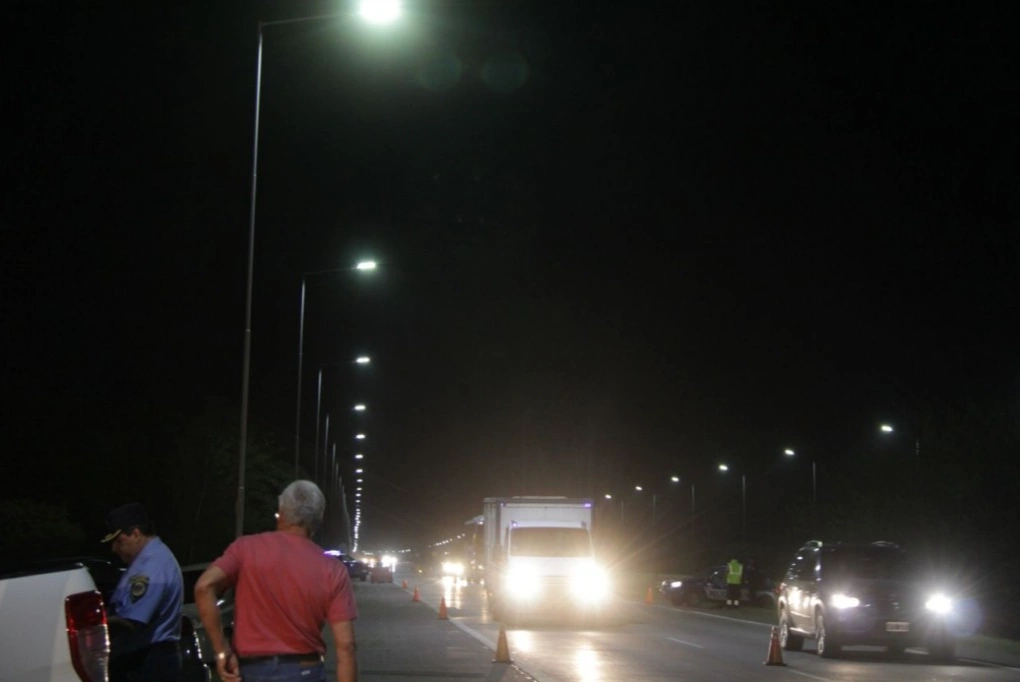 Un automovilista de 47 años se descompensó y murió en plena ruta en Córdoba