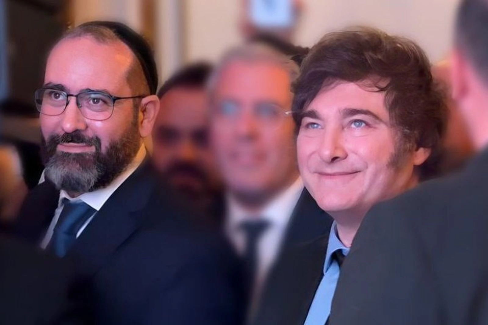 El embajador argentino en Israel aseguró que Milei “está visto como un prócer” y comparó al régimen iraní con el nazismo