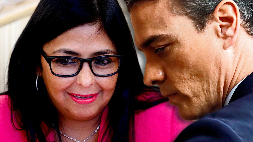 Delcy Rodríguez y Pedro Sánchez.