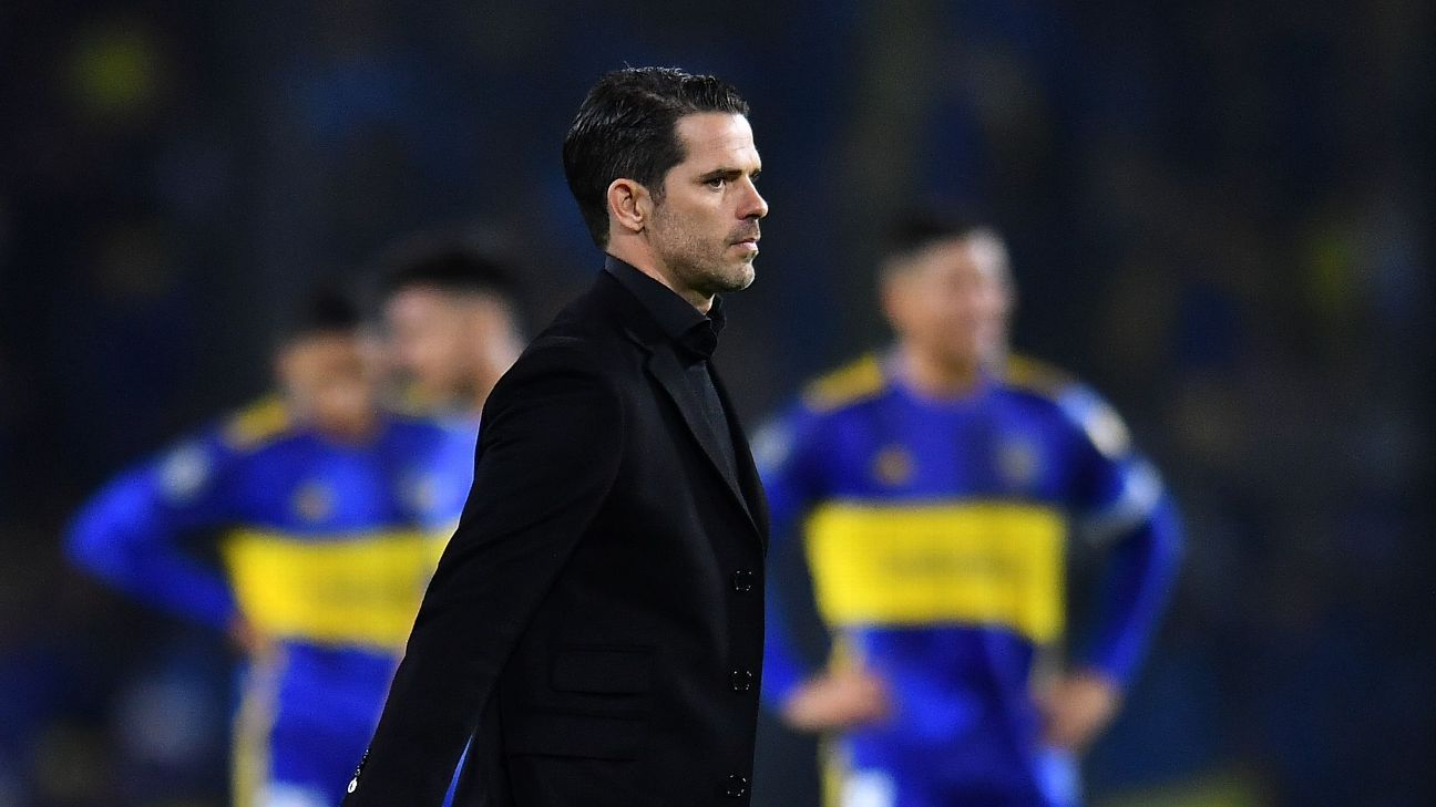 Gago tendrá contrato en la U de Chiles hasta finales de 2027