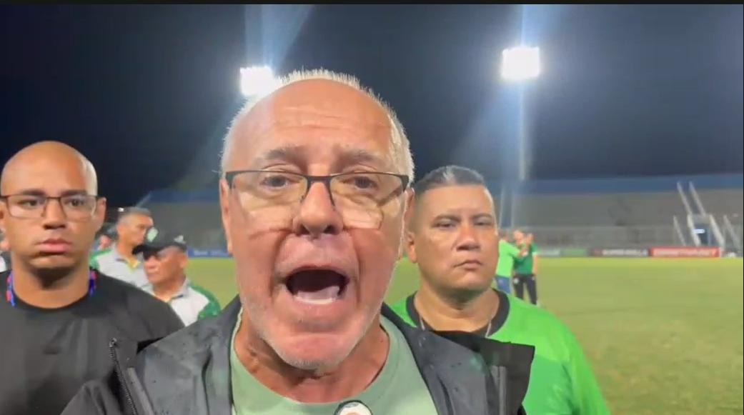 Luis Mitoso, presidente del Manaus, aseguró que fue un robo descarado