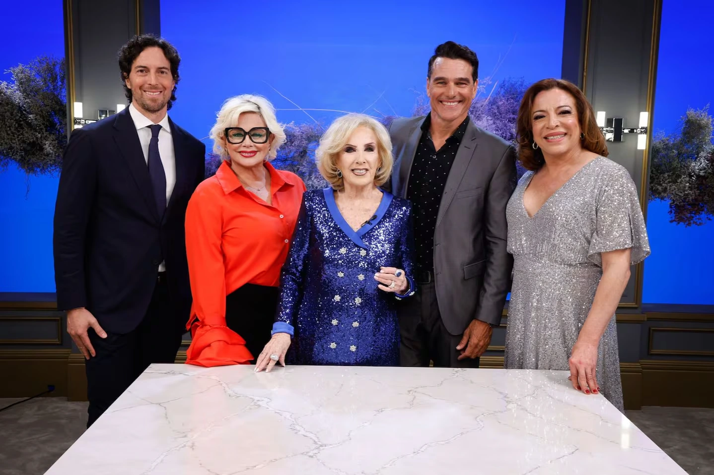La inesperada pregunta de Mirtha Legrand a Carmen Barbieri que incomodó a todos: "¿Con quién te peleaste...?"