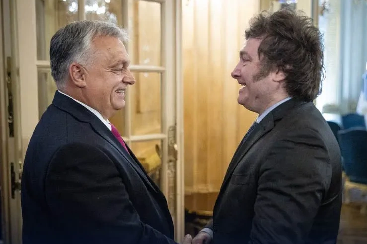 President Javier Milei arrived in Hungary: he will be exhibiting at the CPAC and receiving a great award