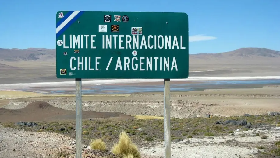 The individuals were returned to Chile and referred to their security forces.