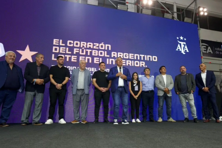 "Secanucas": cumbre de dirigentes de fútbol en Córdoba, con los investigados Tapia y Toviggino