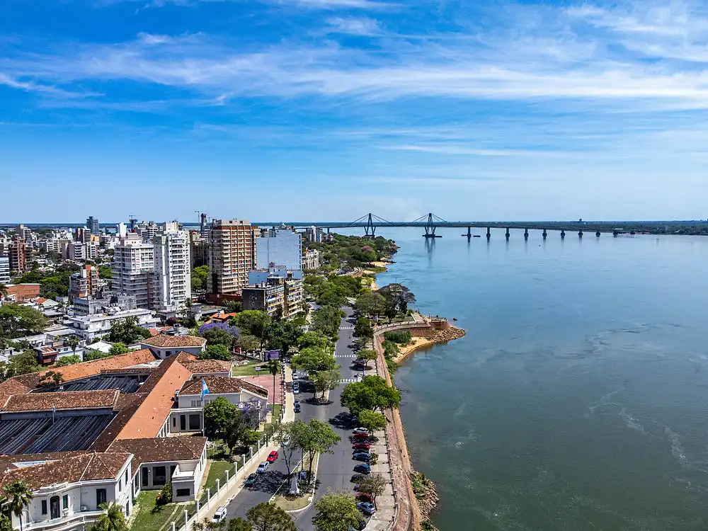 Corrientes Capital.
