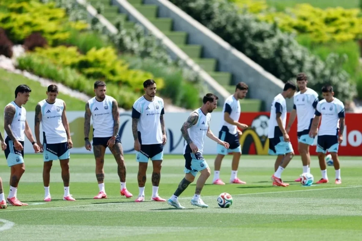 Scaloni siente que hay presión de la Selección de responderle al hicnha