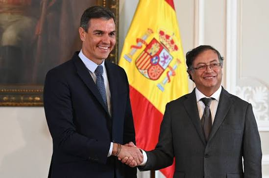 Los presidentes Pedro Sánchez y Gustavo Petro