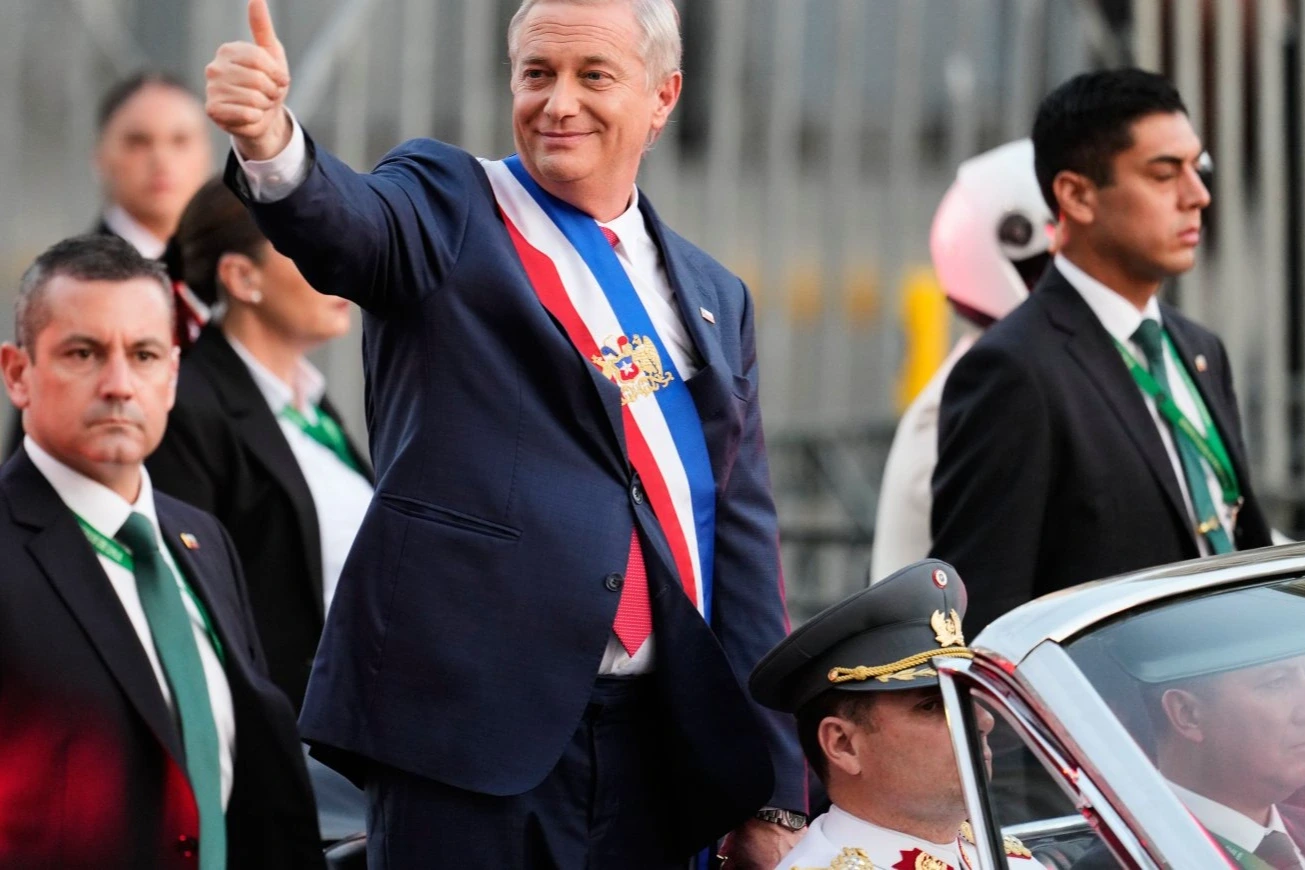 El gobierno de Kast logró expulsar a más de 2.000 inmigrantes ilegales de Chile