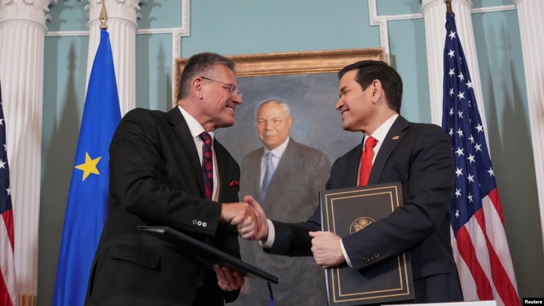 El Secretario de Estado Marco Rubio con el Comisario de Comercio de la UE Maroš Šefčovič