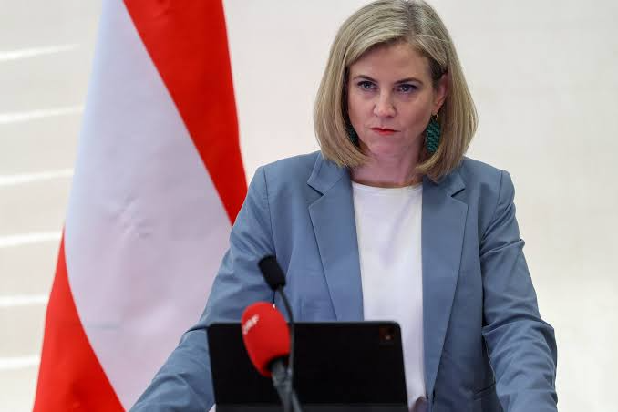 La ministra de Relaciones Exteriores de Austria Beate Meinl-Reisinger