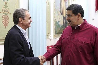 Zapatero junto al ex dictador Nicolas Maduro