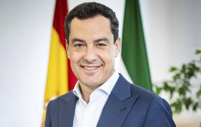El gobernador de Andalucía Juan Manuel Moreno
