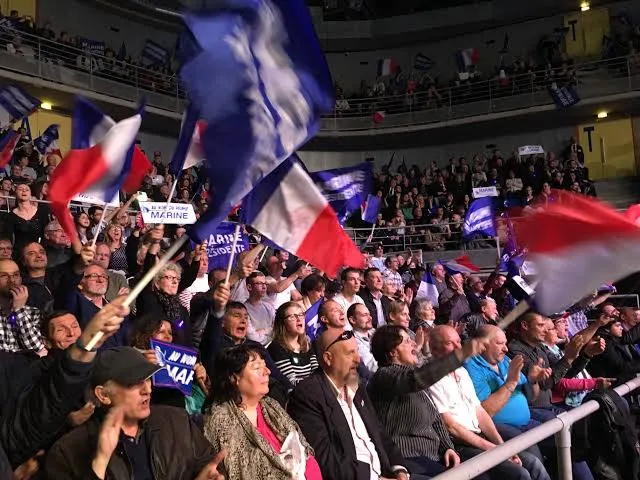 Franceses seguidores de Marine Le Pen