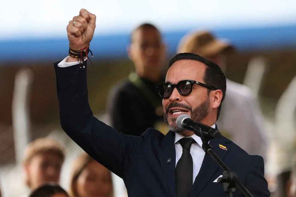 Abelardo De la Espriella is waging an all-out war against corruption and narco-terrorism