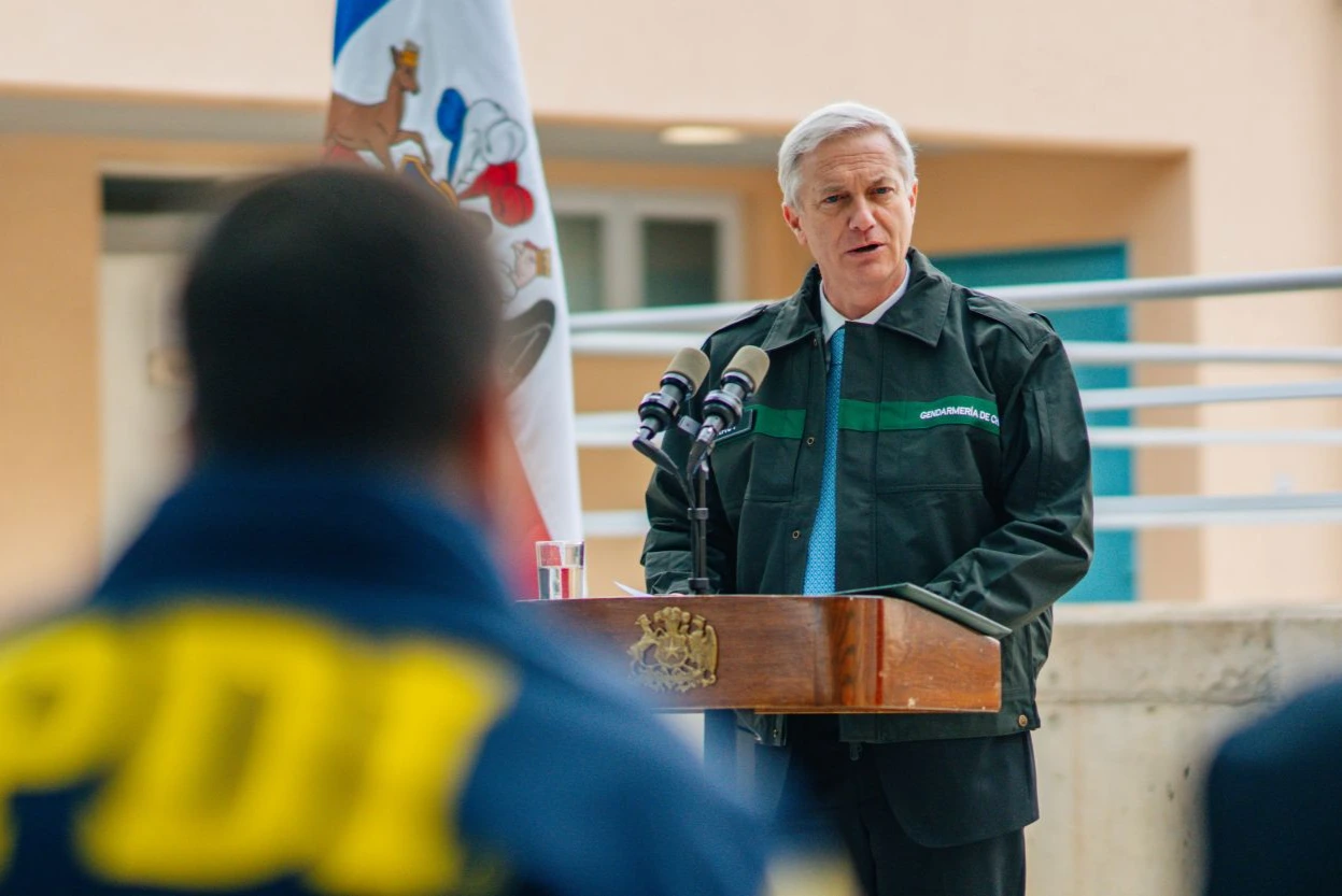 Kast acelera su ofensiva contra el crimen con un paquete de 30 medidas de seguridad en Chile