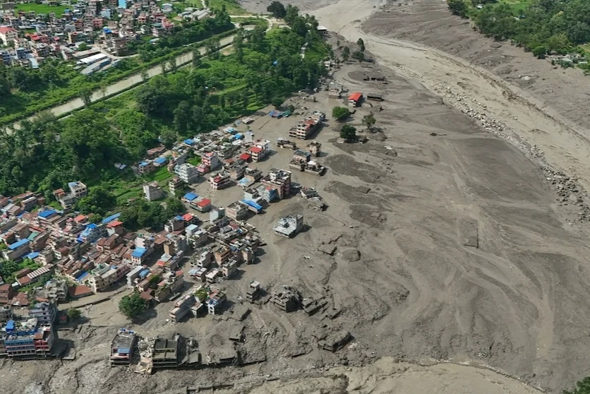 Nepal eleva a 579 los muertos y a 2.000 los desaparecidos tras el colapso de un glaciar