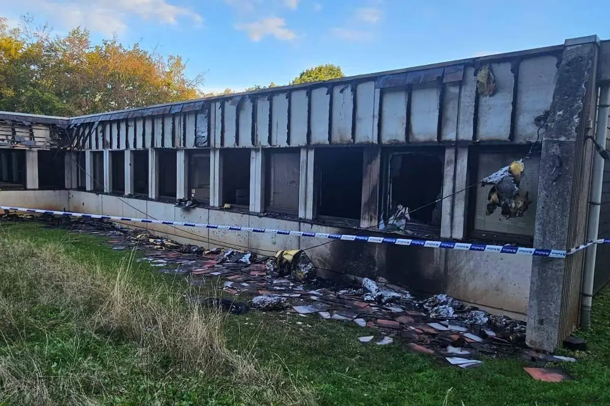 Incendian una empresa de defensa en Bélgica en un ataque terrorista perpetrado por radicales de extrema izquierda
