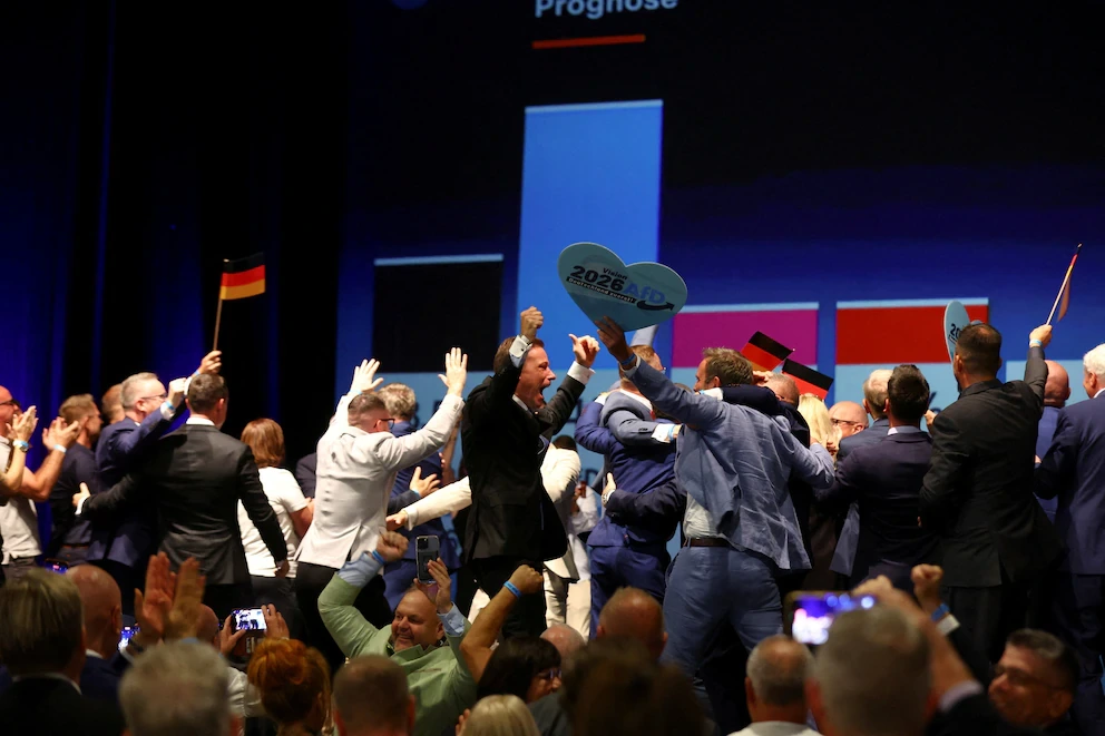 Miembros de la AfD celebrando la victoria electoral en Sajonia 