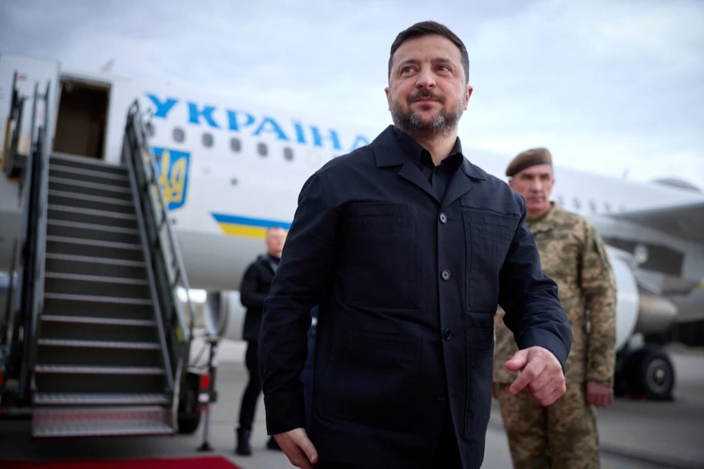 El avión de Zelensky casi es alcanzado por un dron durante su viaje a Noruega