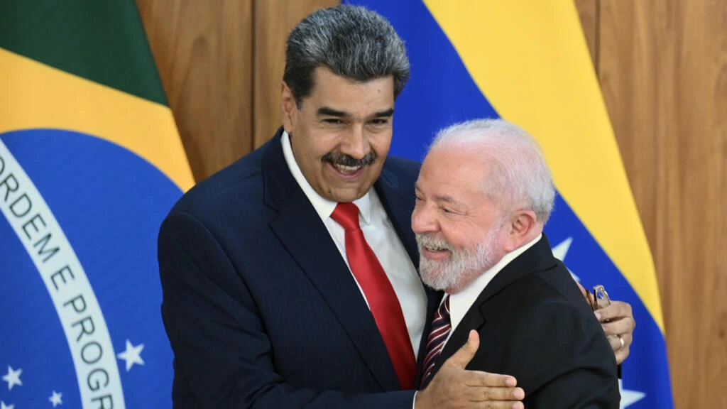 El exdictador Nicolas Maduro junto al dictador brasileño Lula da Silva