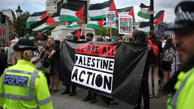 Miembros del Partido Verde de Inglaterra defendiendo al terrorismo islámico y a Hamas
