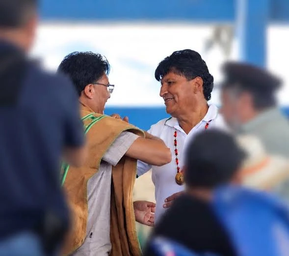 El senador terrorista Nilton Condori junto al exdictador Evo Morales