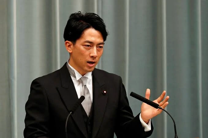 El ministro de Defensa japonés Shinjiro Koizumi