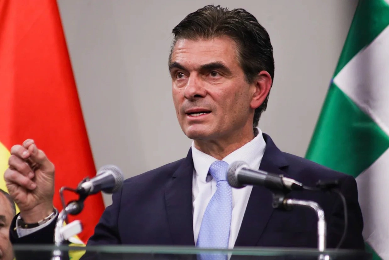 Bolivia avanza contra la corrupción: Rodrigo Paz eliminó las contrataciones directas en el Estado