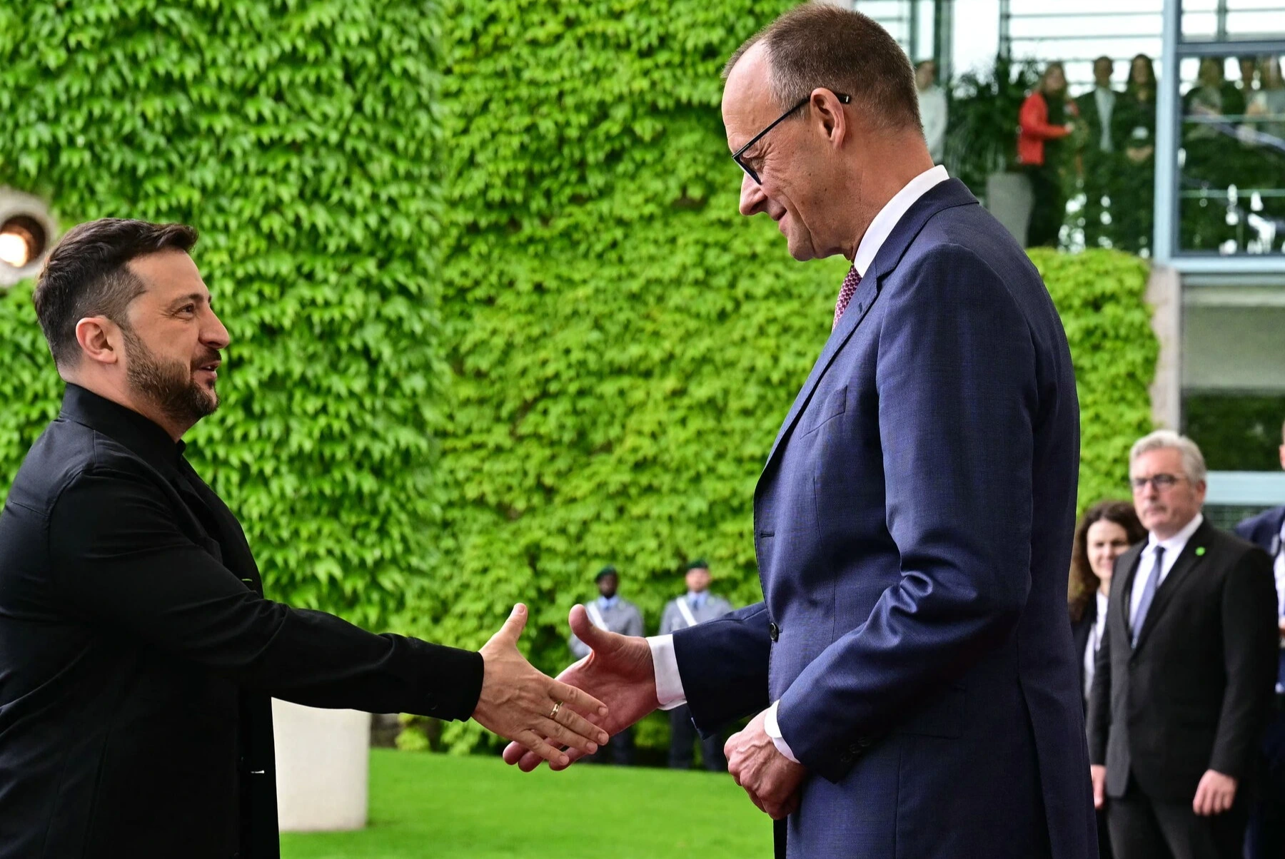 Alemania refuerza su alianza con Ucrania con un acuerdo estratégico de defensa