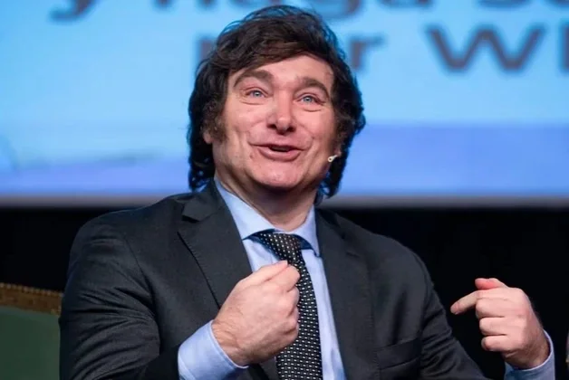El peso argentino alcanzó su nivel más fuerte desde 2017, gracias a la gestión de Javier Milei