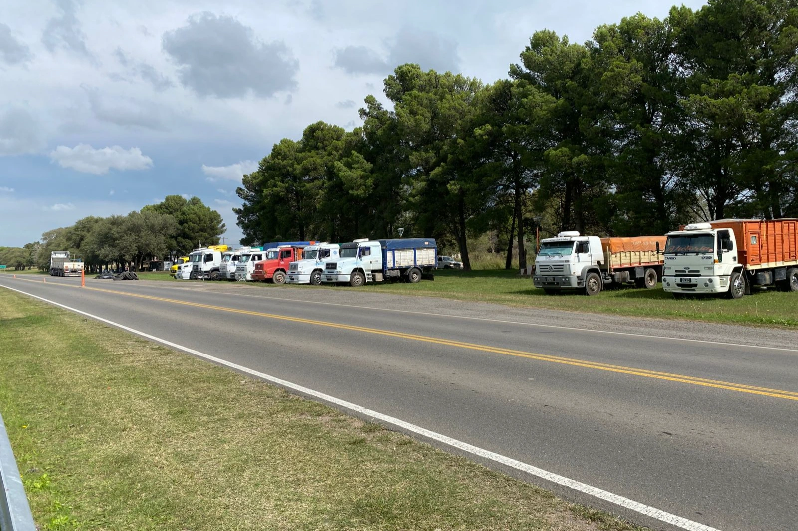 Córdoba: malestar y tensión en el campo por el paro de transportistas