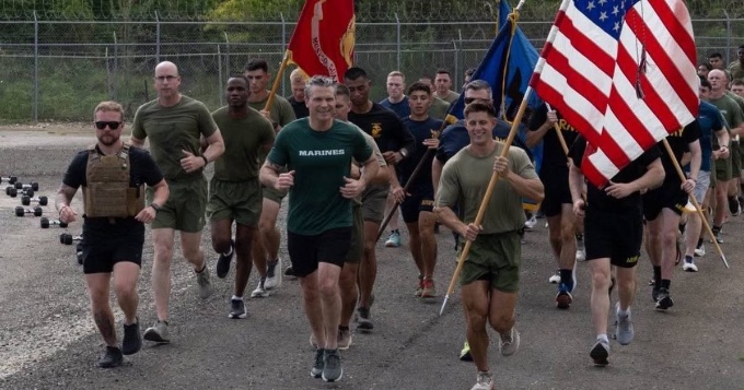 Hegseth training with the soldiers stationed at Guantanamo Bay.